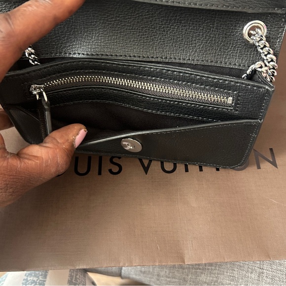 NWT KARL LAGERFELD PARISKosette Shoulder Bag   BLACK w color letters - Picture 8 of 13